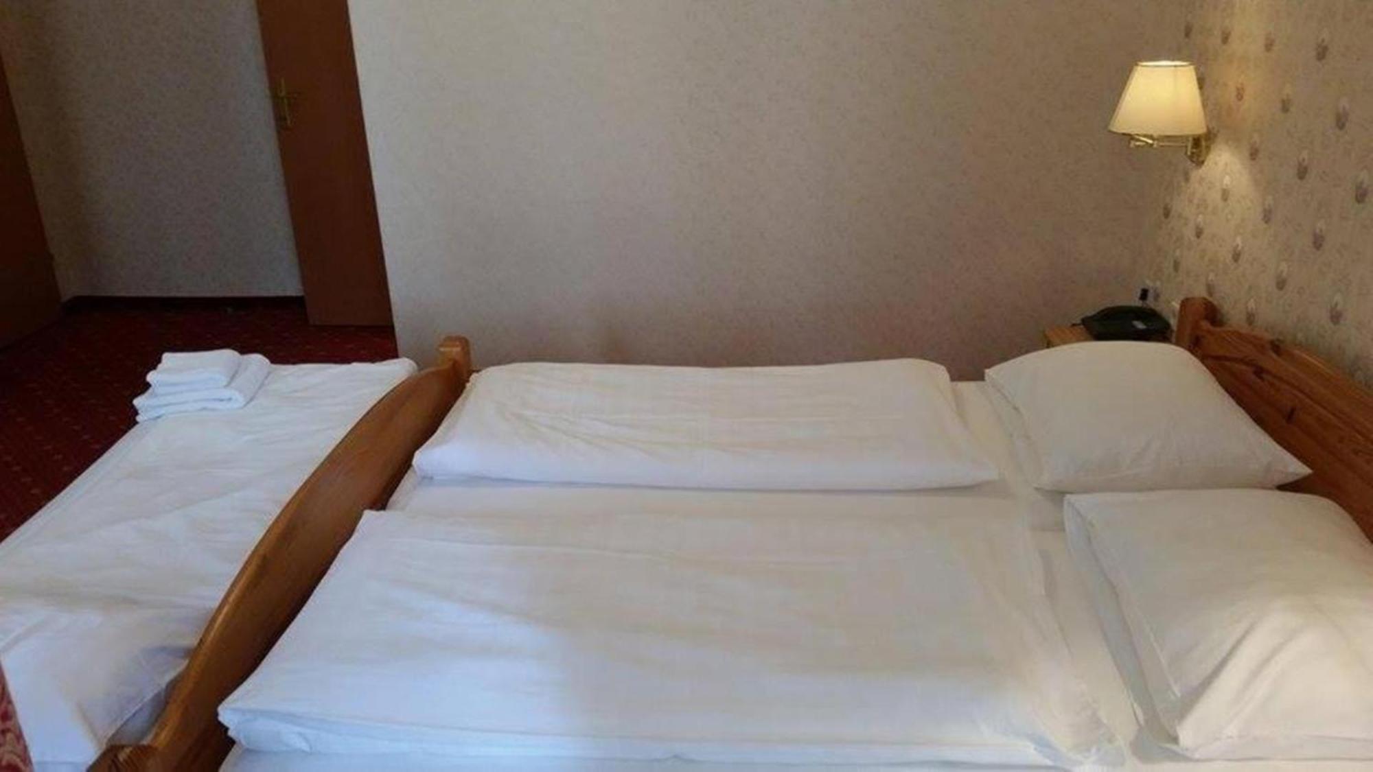 Hotel Pension Walzerstadt Вена Экстерьер фото